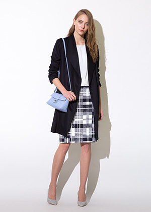 結婚しない女 キャリアウーマン 総合商社勤務 ピアス 家族ノカタチ が見つかりました コレカウ Jp