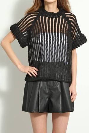 テレビで使われたファーストクラスの衣装一覧