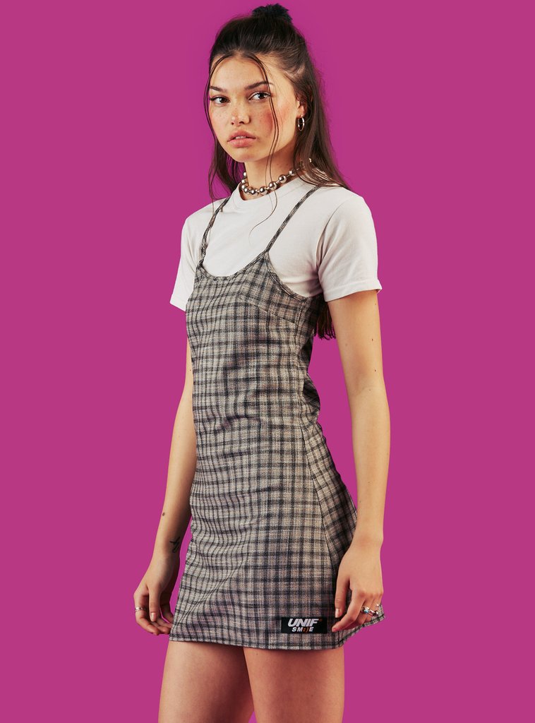 コレカウ 水原希子さんが嵐にしやがれで着用されていたワンピース