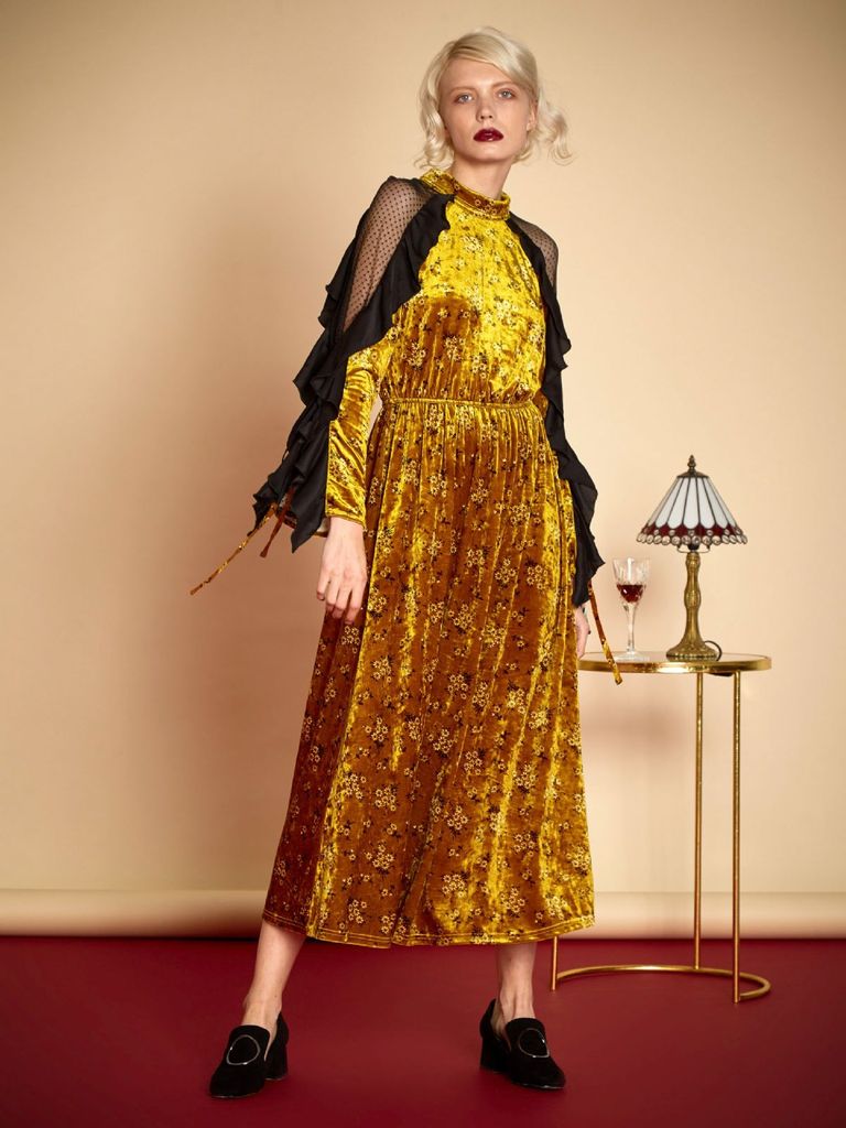 シューズ ジュエリー パンツ ワンピース Pon が見つかりました コレカウ Jp